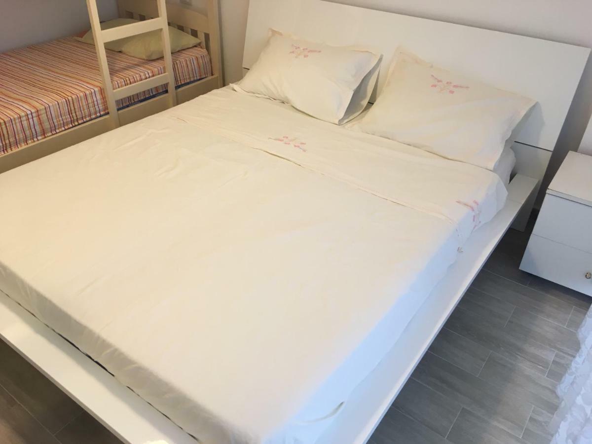 Bruka Apartaments Shëngjin Eksteriør billede