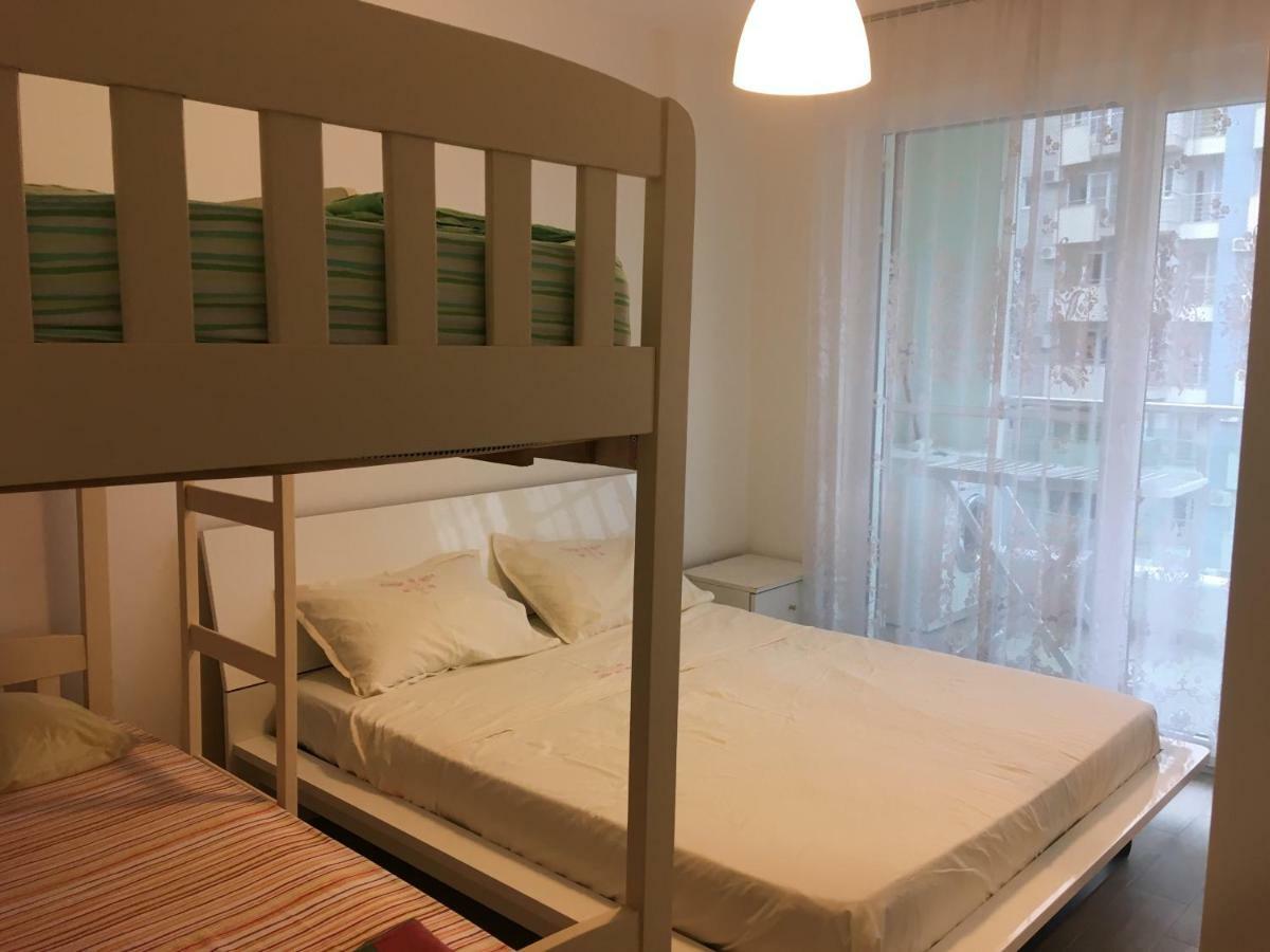Bruka Apartaments Shëngjin Eksteriør billede